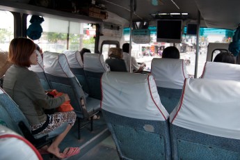 Im Local Bus nach Can Tho