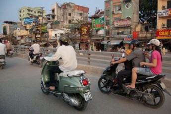 Riding Hanoi 14